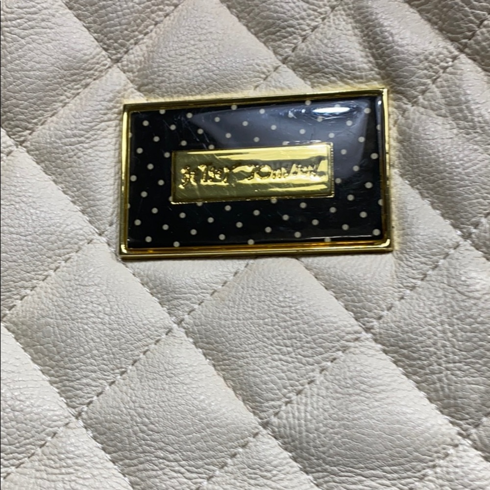 Betsey Johnson Purse - Picture 5 of 8